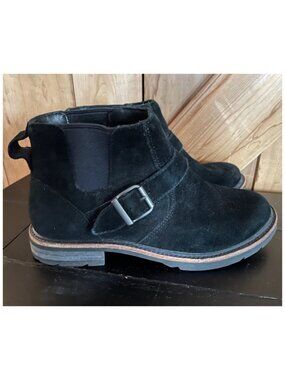 LL Bean Women's Old Port Chelsea Black Suede Leather Buckle Ankle Boot Sz 8M